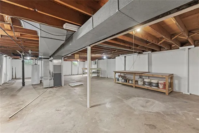 $340,000 | 7909 Lamar Avenue, Prairie Village, KS 66208