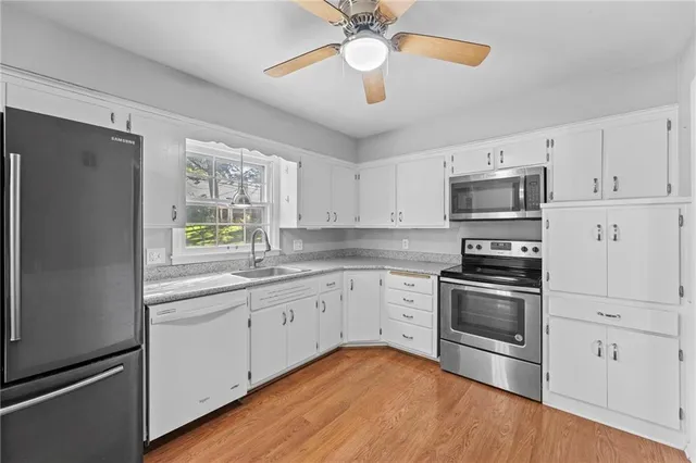 $340,000 | 7909 Lamar Avenue, Prairie Village, KS 66208