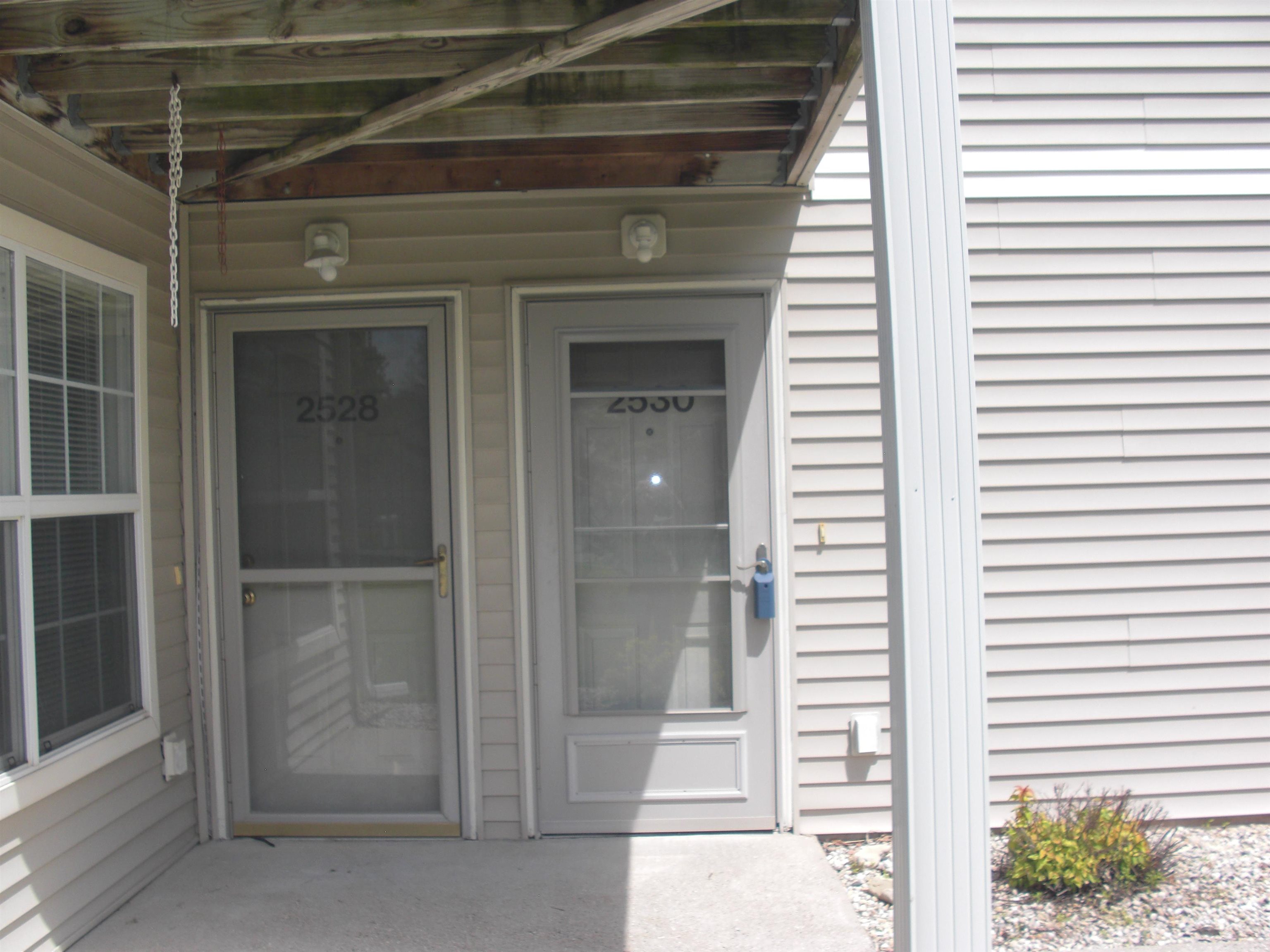 2530 Edgewood Drive Beloit, WI 53511 - Photo 4 of 42