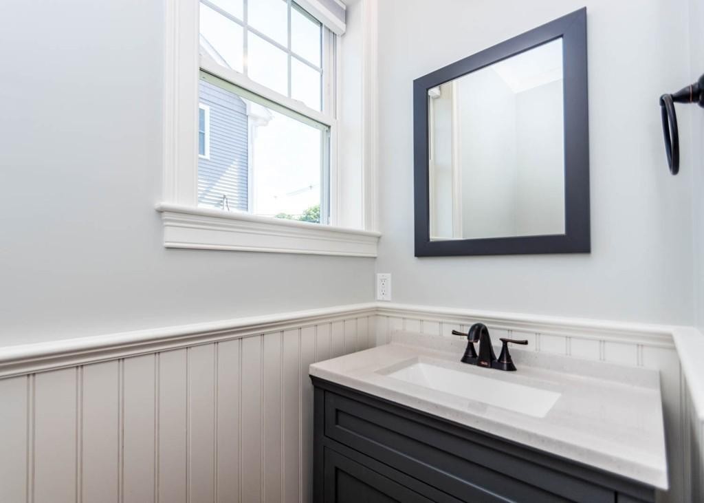 49 Hall Street, Unit 1 Waltham, MA 02453 - Photo 7 of 17