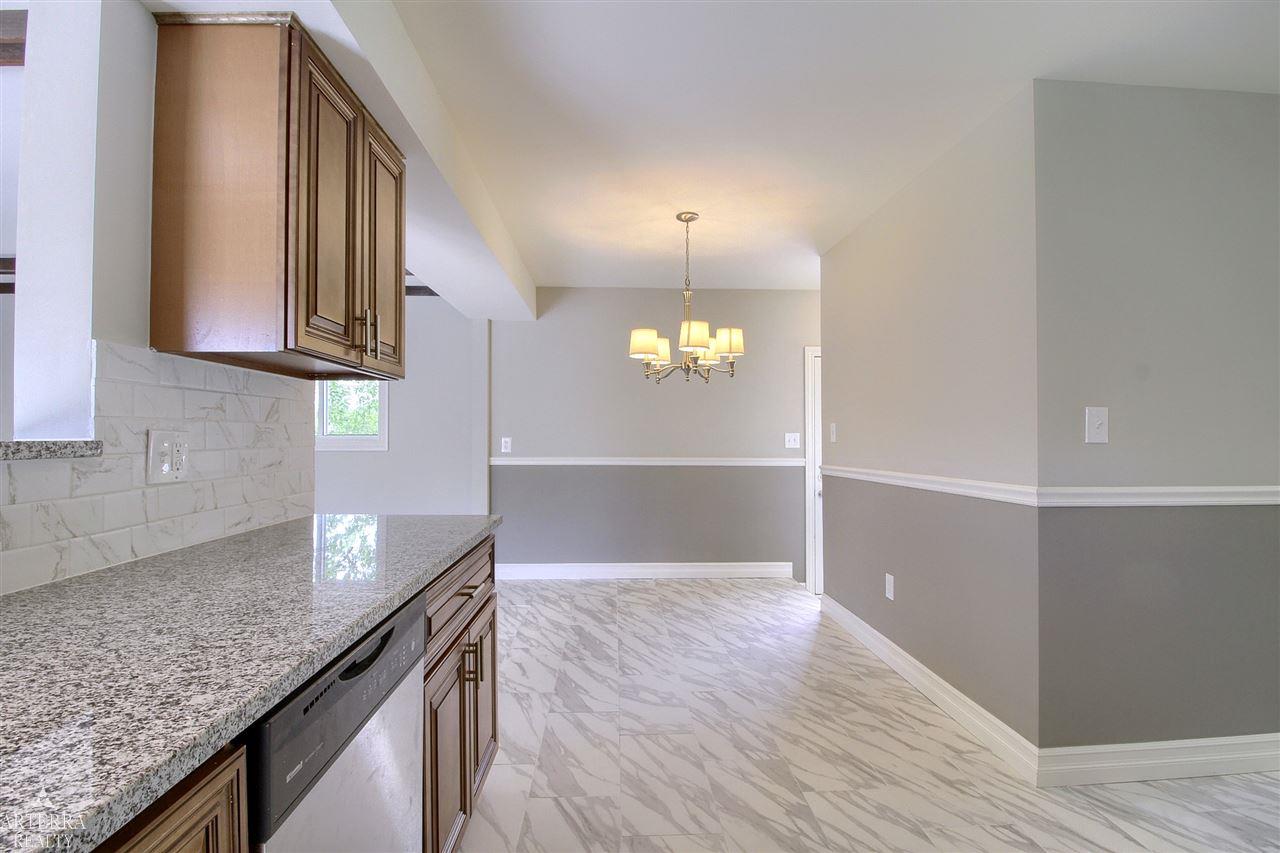 30323 Hayes Road Warren, MI 48088 - Photo 6 of 29 31320892-5.JPG