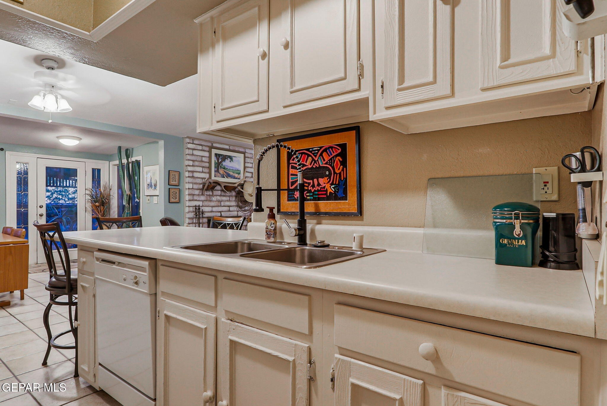 8713 Lakehurst Road El Paso, TX 79912 - Photo 15 of 47 42-web-or-mls-IMG_7375