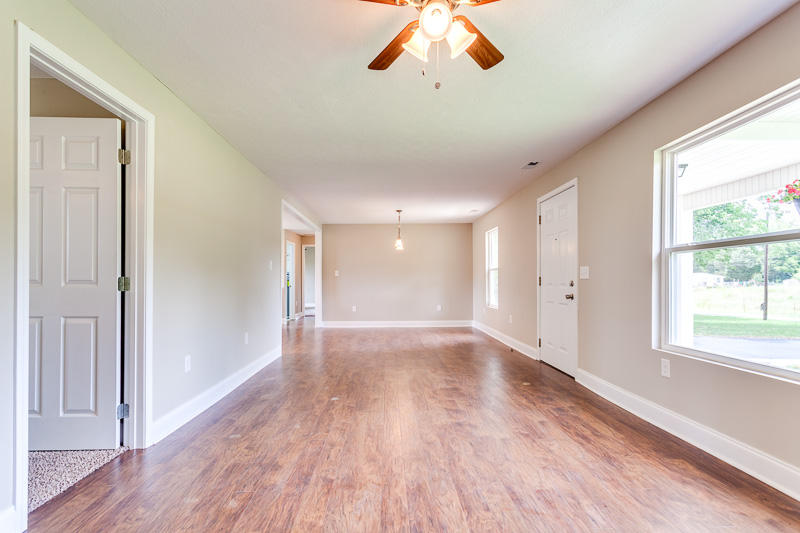 7920 Coppock Road Corryton, TN 37721 - Photo 10 of 38 011160718-2-7920CoppockRdCorrytonTN-SMAL