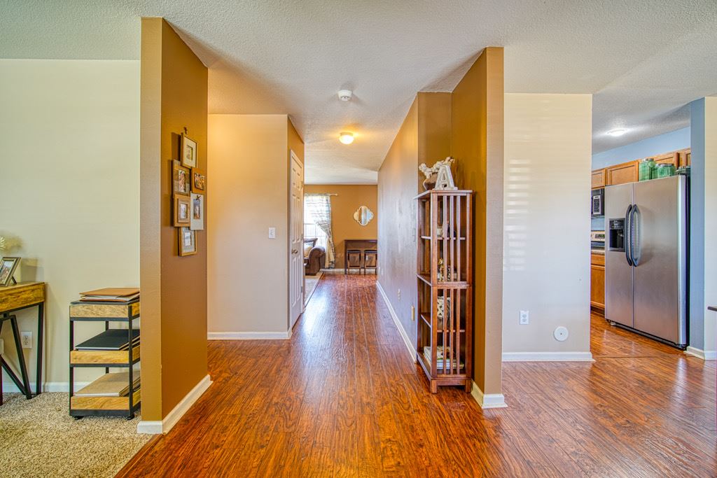 418 Lynnell Way Moore, SC 29369 - Photo 2 of 36 Gallery Image 2