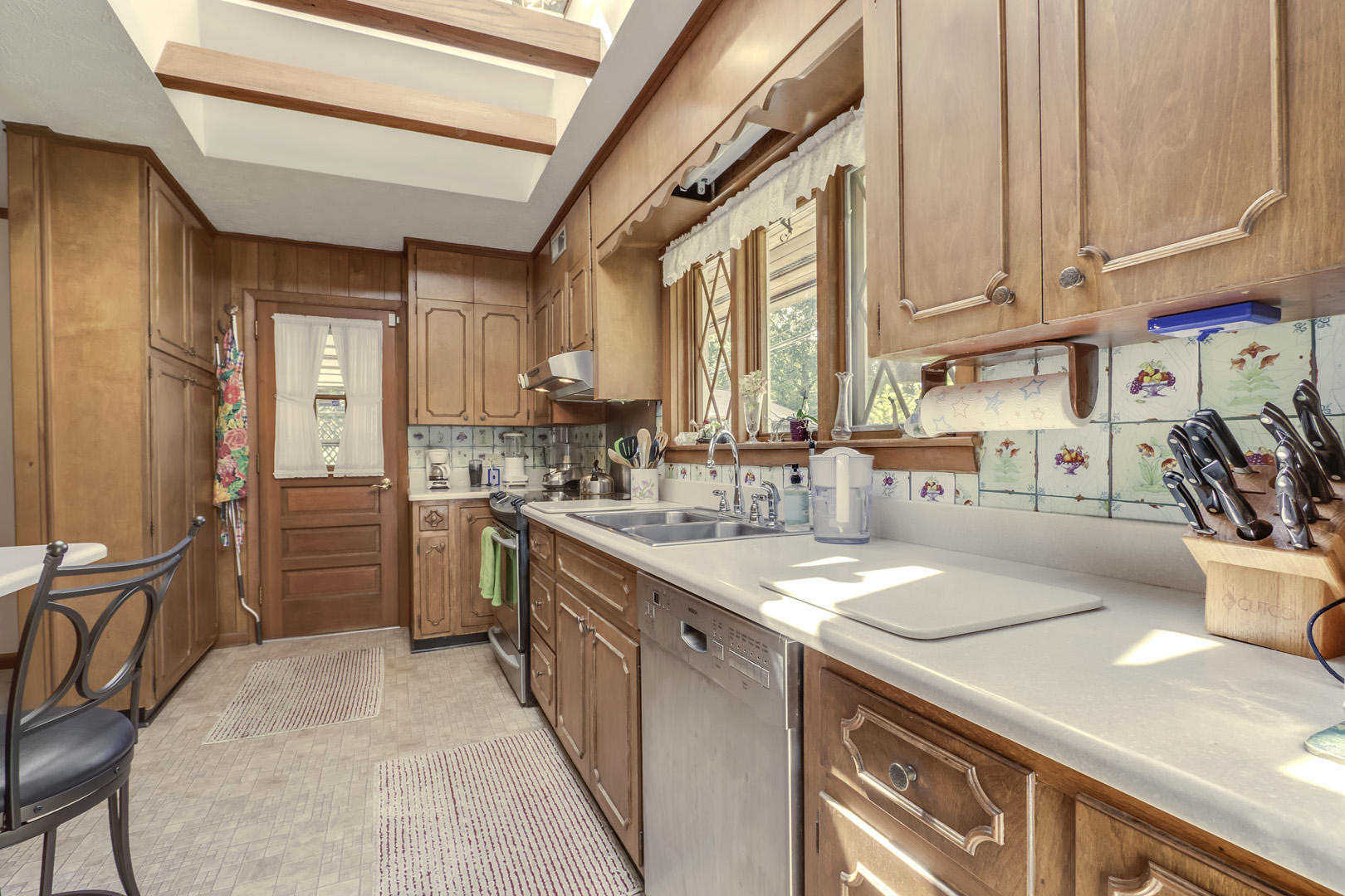 112 West Pawley Road Oak Ridge, TN 37830 - Photo 14 of 40 14_WPawleyRoad_112_Kitchen02