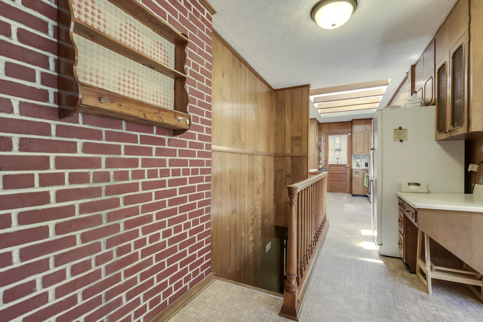 112 West Pawley Road Oak Ridge, TN 37830 - Photo 24 of 40 24_WPawleyRoad_112_StairsDown