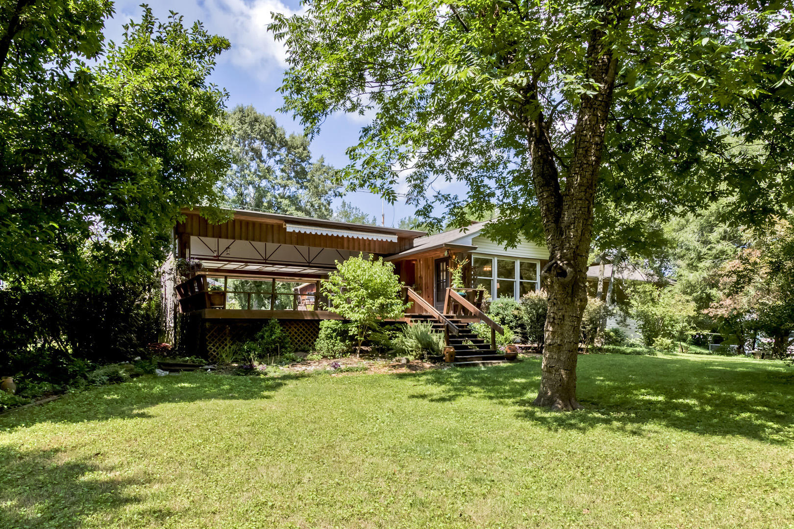 112 West Pawley Road Oak Ridge, TN 37830 - Photo 35 of 40 35_WPawleyRoad_112_BackLeft