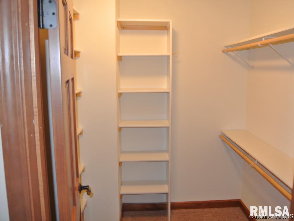 12 Apple Loop Petersburg, IL 62675 - Photo 16 of 32 Gallery Image 16
