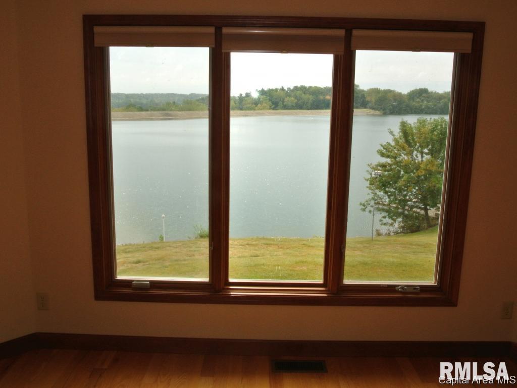 12 Apple Loop Petersburg, IL 62675 - Photo 19 of 32 Gallery Image 19