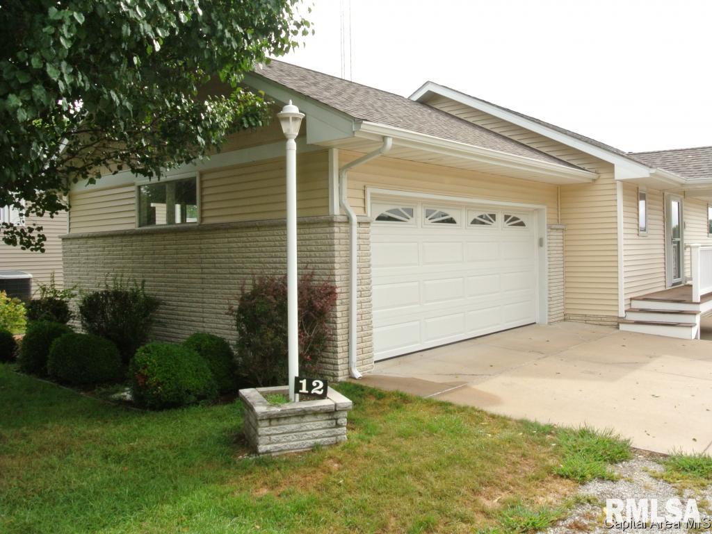 12 Apple Loop Petersburg, IL 62675 - Photo 2 of 32 Gallery Image 2