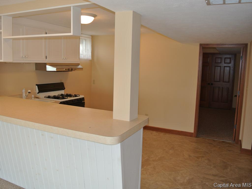 12 Apple Loop Petersburg, IL 62675 - Photo 26 of 32 Gallery Image 26
