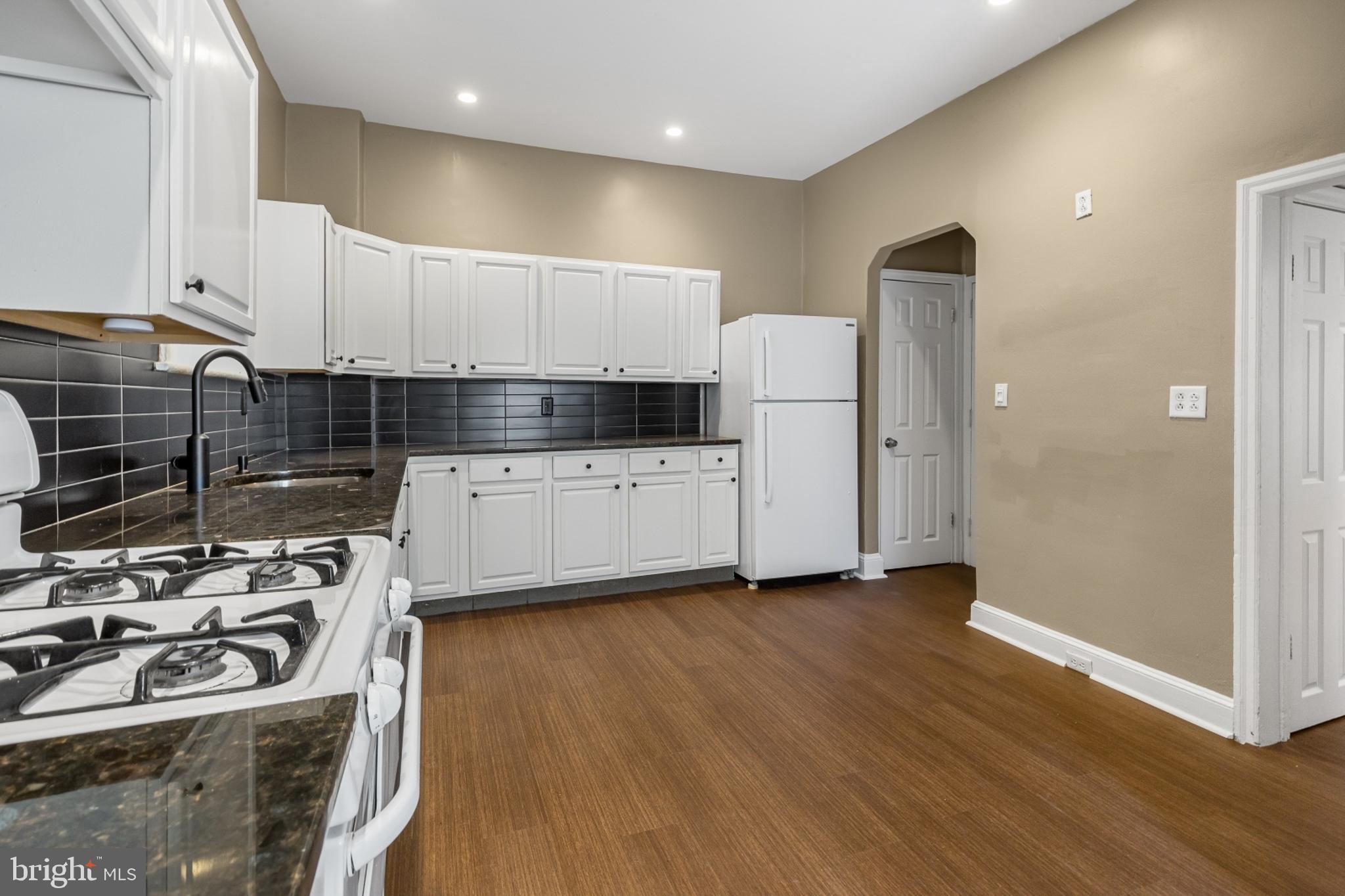 113 Sumac Street, Unit 1 Philadelphia, PA 19128 - Photo 7 of 30