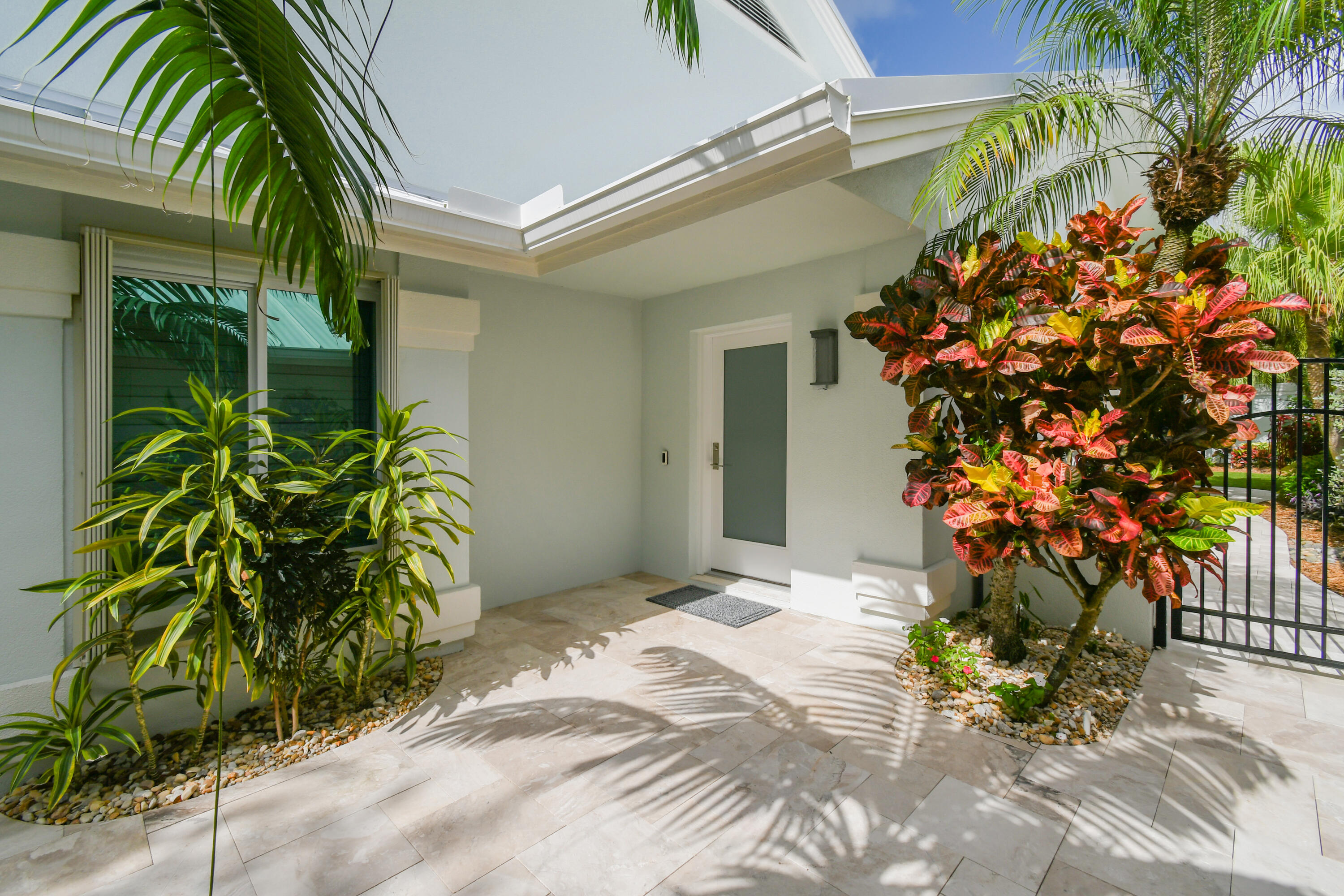 438 River Edge Road Jupiter, FL 33477 - Photo 6 of 80 Exterior Front Entry