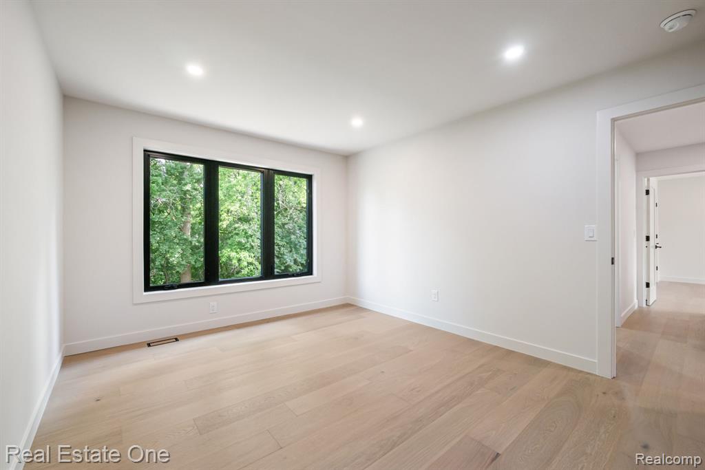 1683 Mark Hopkins Road Bloomfield Hills, MI 48302 - Photo 28 of 44