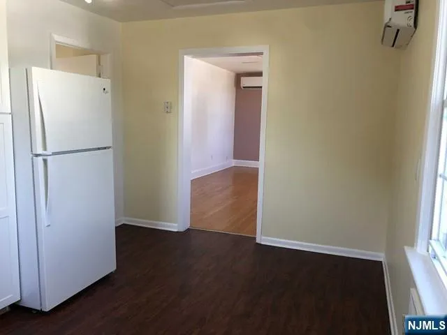 $2,250 | 566 2nd Street, Unit 2, Carlstadt, NJ 07072