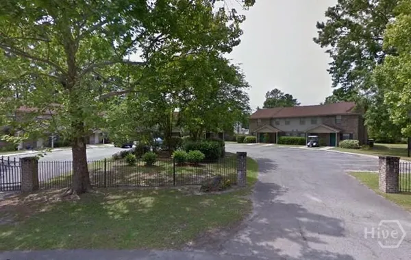 $1,400 | 282 Greenwich Drive, Unit 17, Richmond Hill, GA 31324