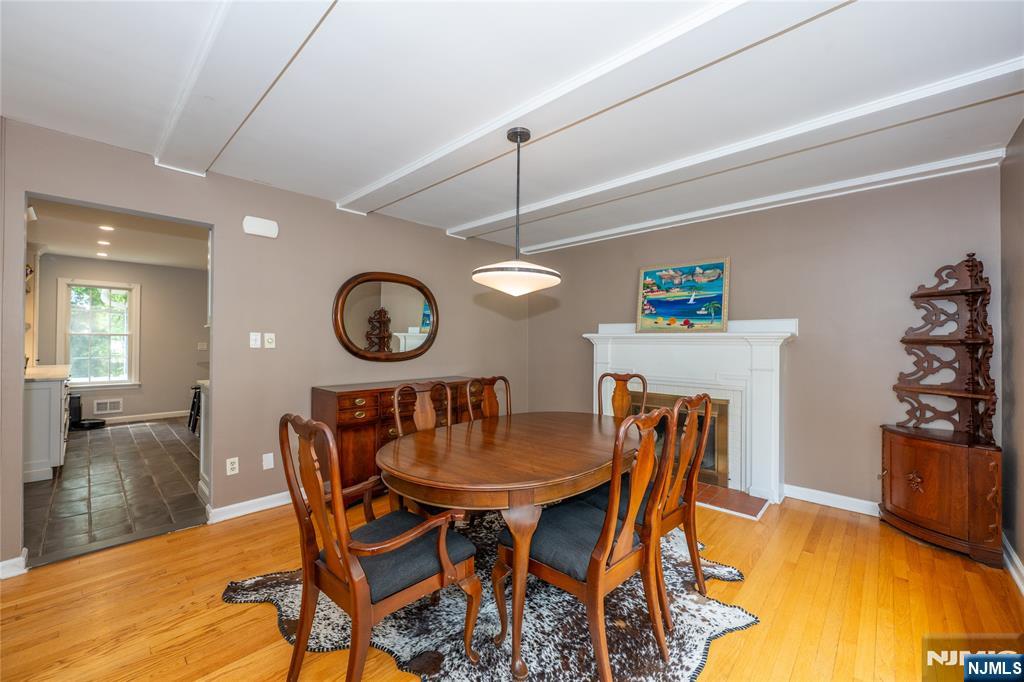 15 Congress Road Emerson, NJ 07630 - Photo 8 of 48
