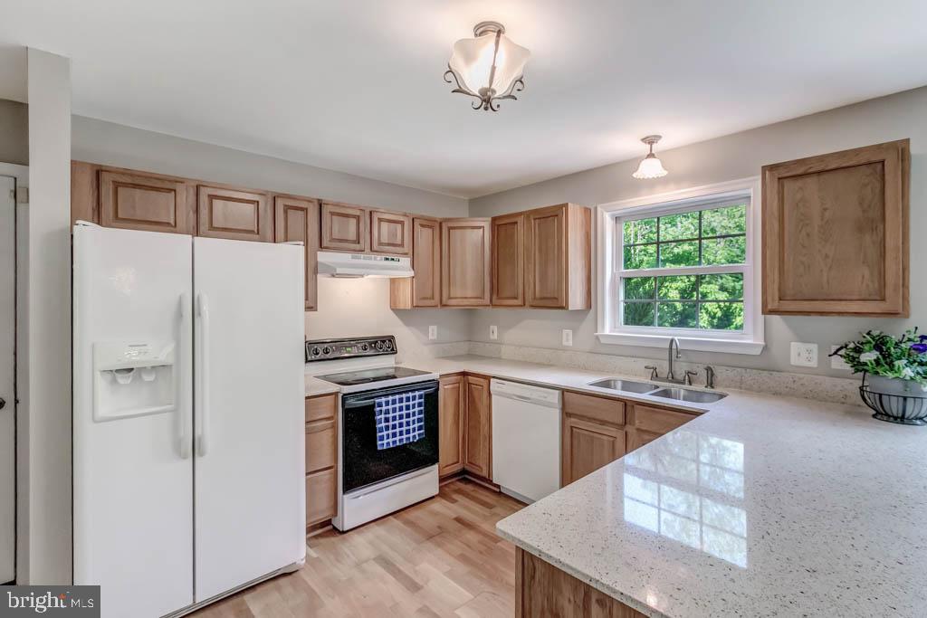 9371 Springs Road Warrenton, VA 20186 - Photo 14 of 45 Gallery Image 14