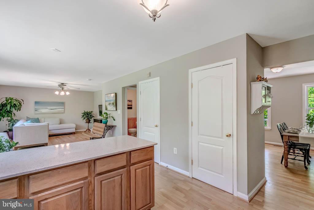 9371 Springs Road Warrenton, VA 20186 - Photo 16 of 45 Gallery Image 16