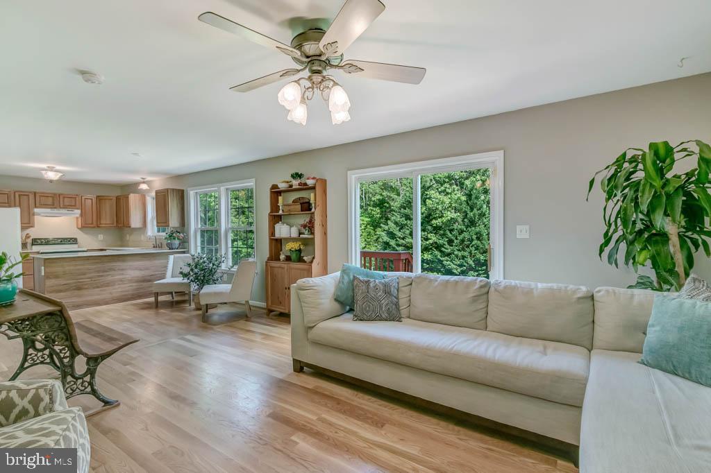 9371 Springs Road Warrenton, VA 20186 - Photo 19 of 45 Gallery Image 19