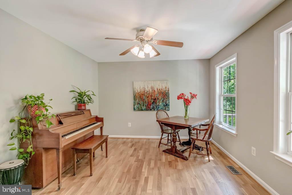9371 Springs Road Warrenton, VA 20186 - Photo 24 of 45 Gallery Image 24