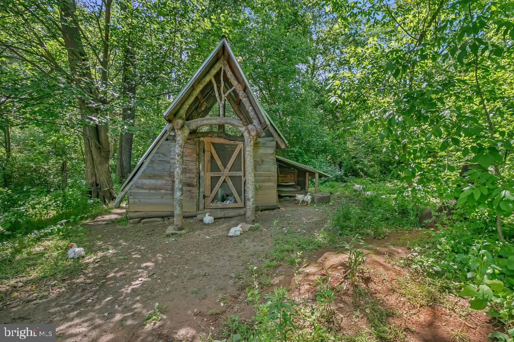 9371 Springs Road Warrenton, VA 20186 - Photo 10 of 45 Gallery Image 10