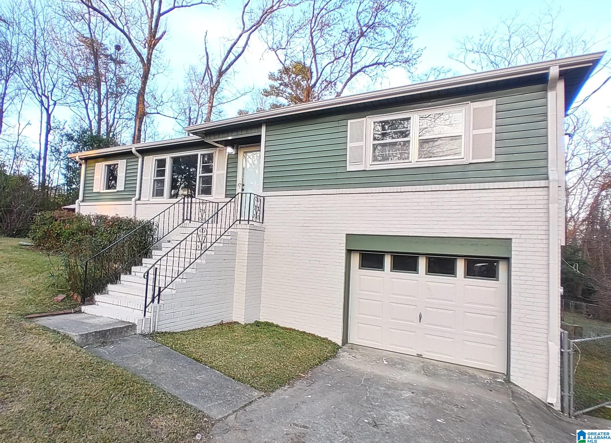 412 Sunhill Road Northwest Birmingham, AL 35215 - Photo 1 of 23