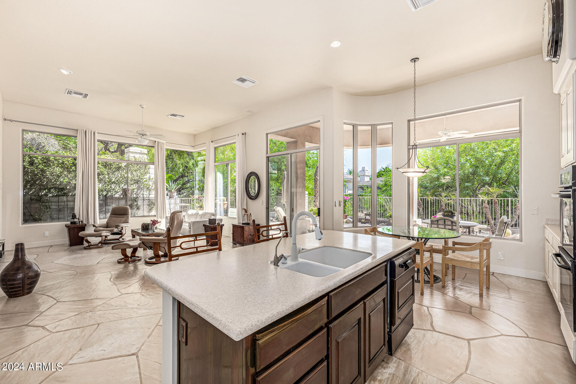 6437 North 28th Street Phoenix, AZ 85016 - Photo 13 of 53 a room with lots of counter top space