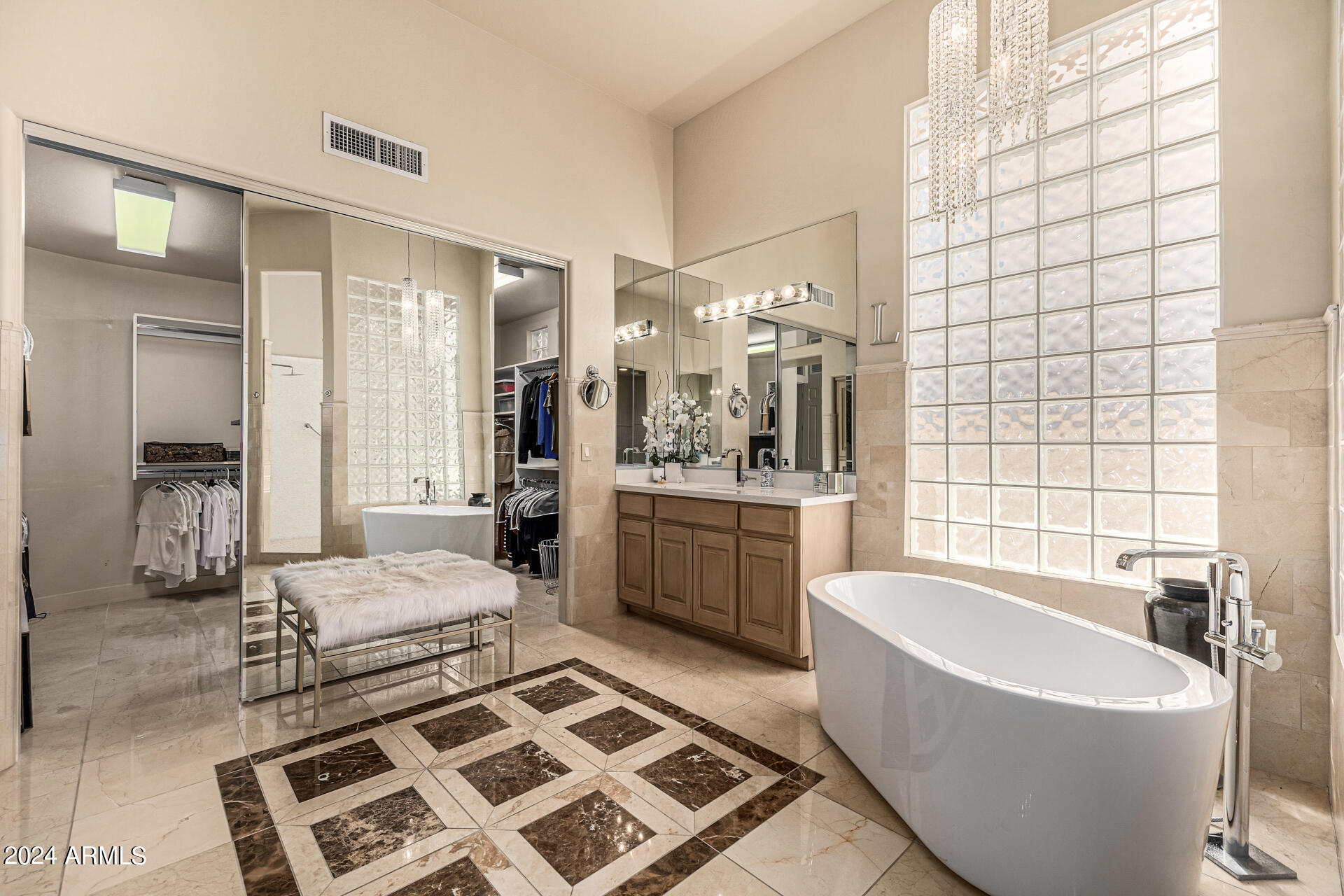 6437 North 28th Street Phoenix, AZ 85016 - Photo 28 of 53 28th Master bath1