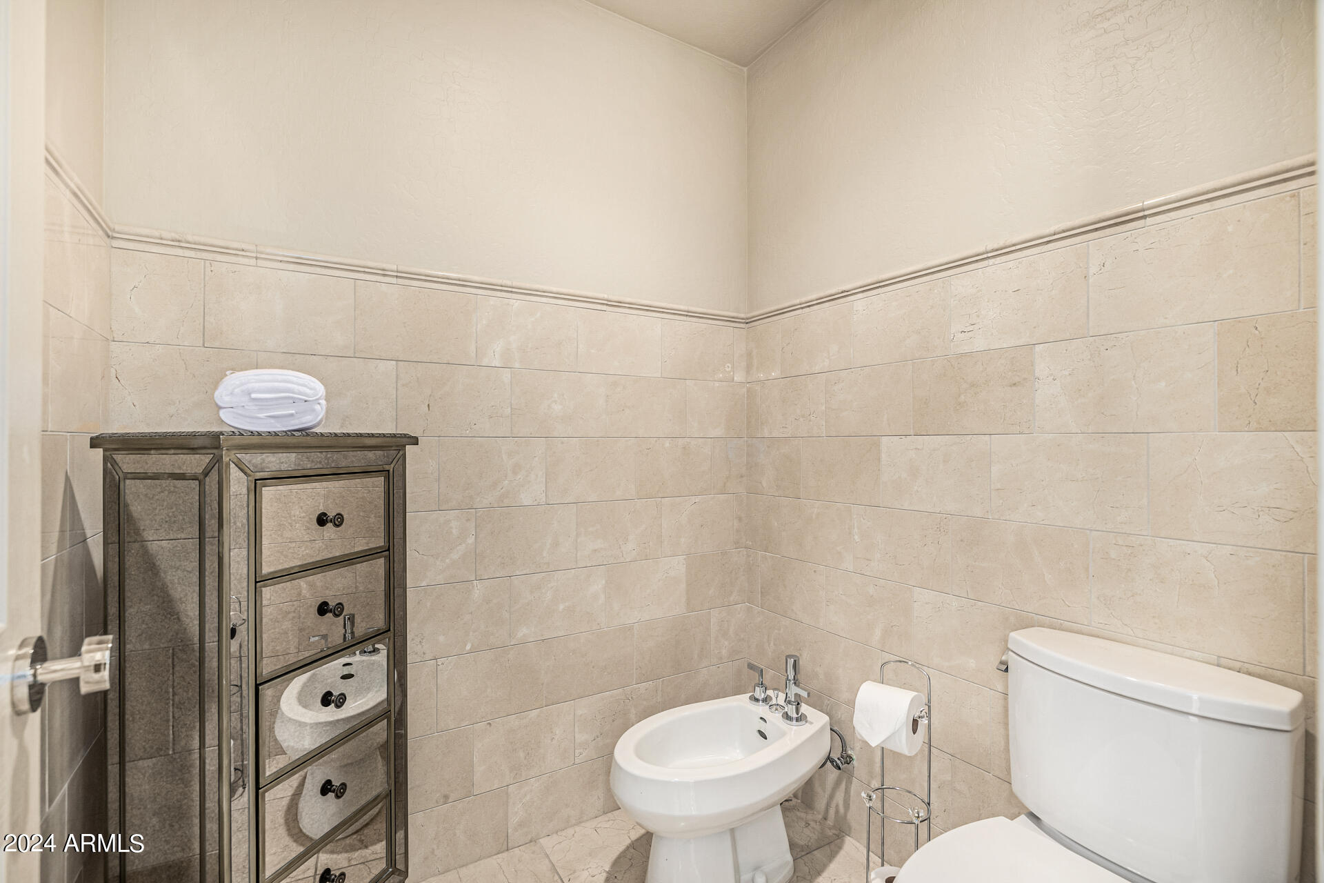 6437 North 28th Street Phoenix, AZ 85016 - Photo 30 of 53 a bathroom with a toilet and a sink