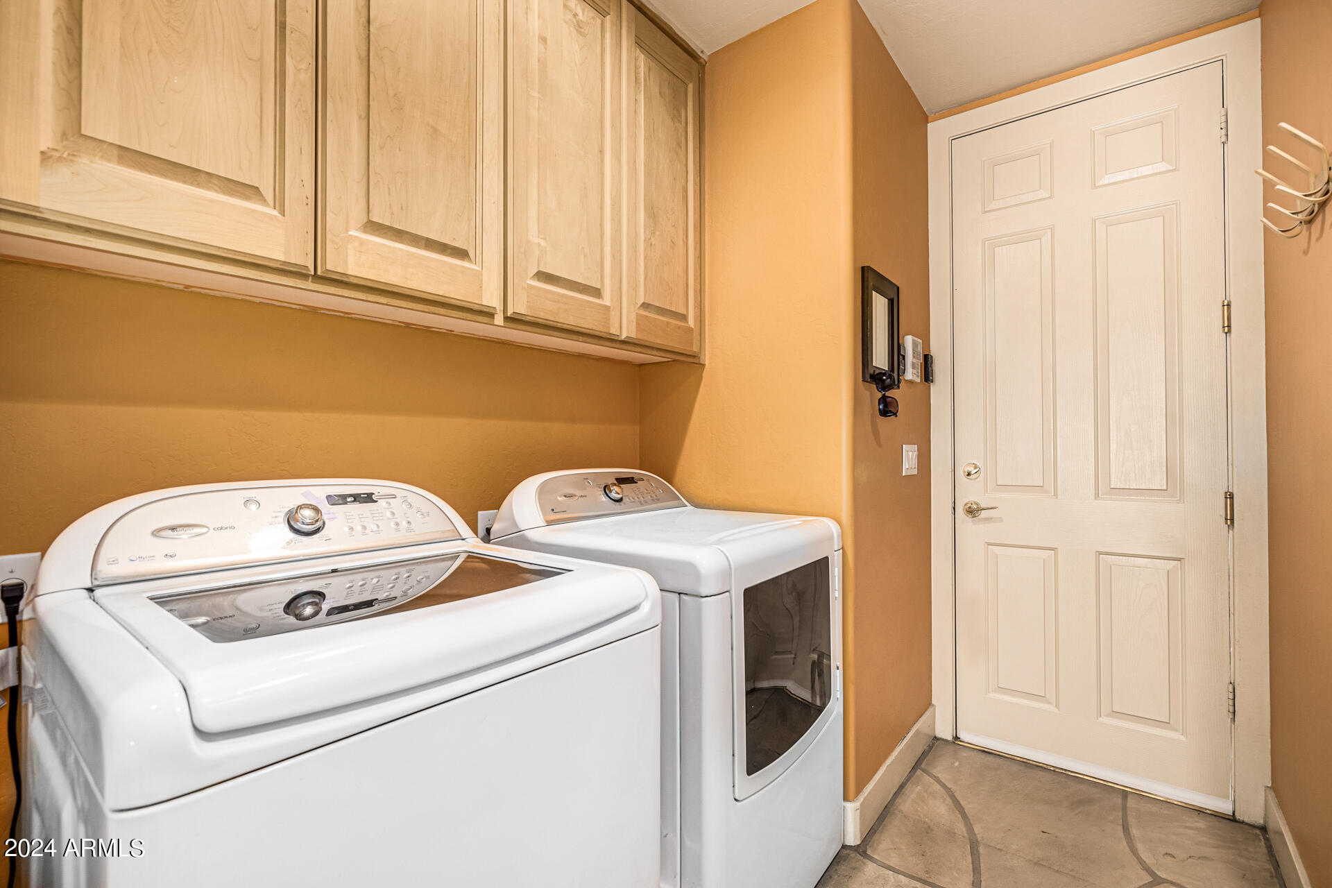 6437 North 28th Street Phoenix, AZ 85016 - Photo 37 of 53 a utility room with dryer and washer