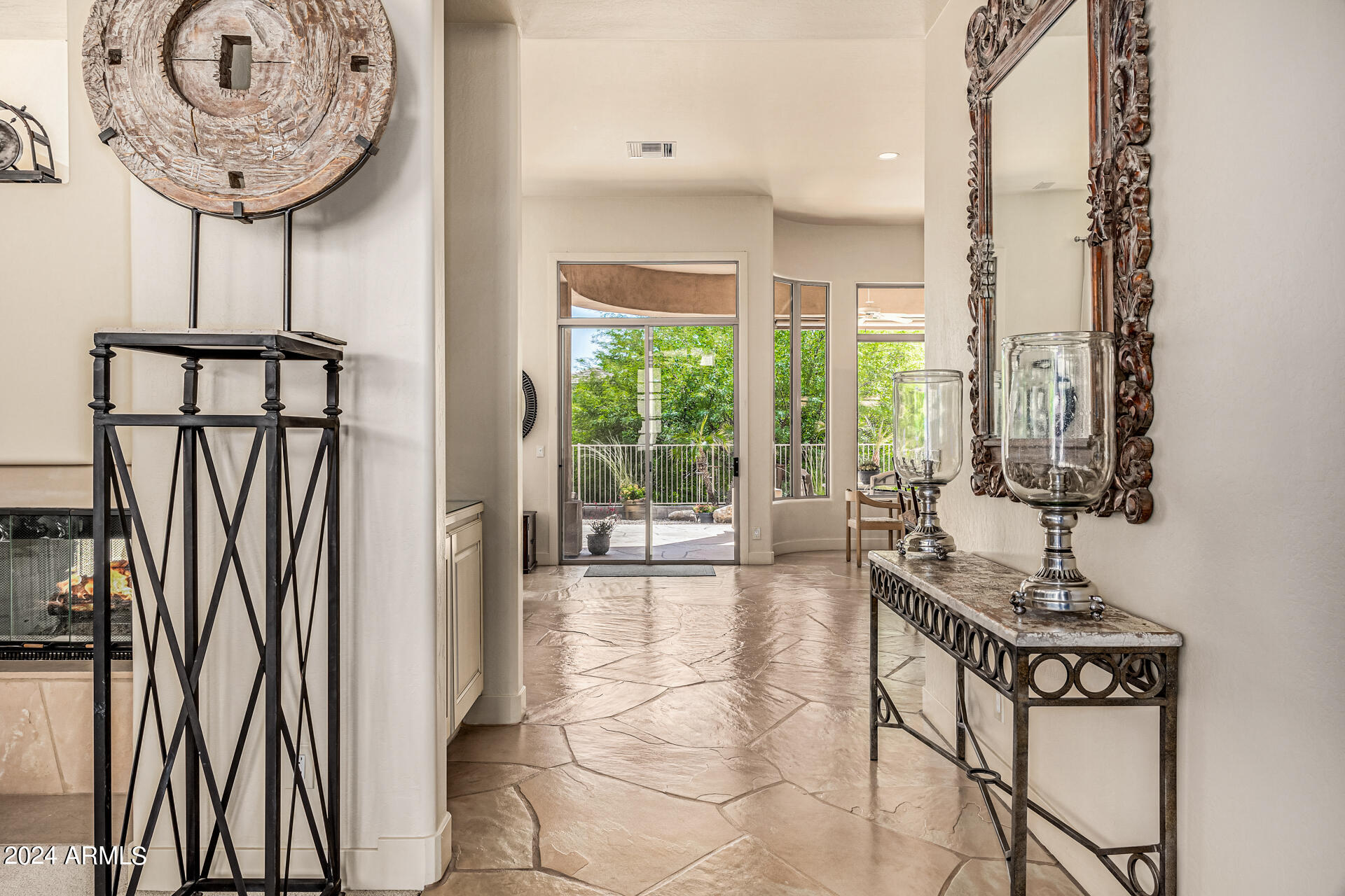 6437 North 28th Street Phoenix, AZ 85016 - Photo 10 of 53 a very nice looking room with a large window
