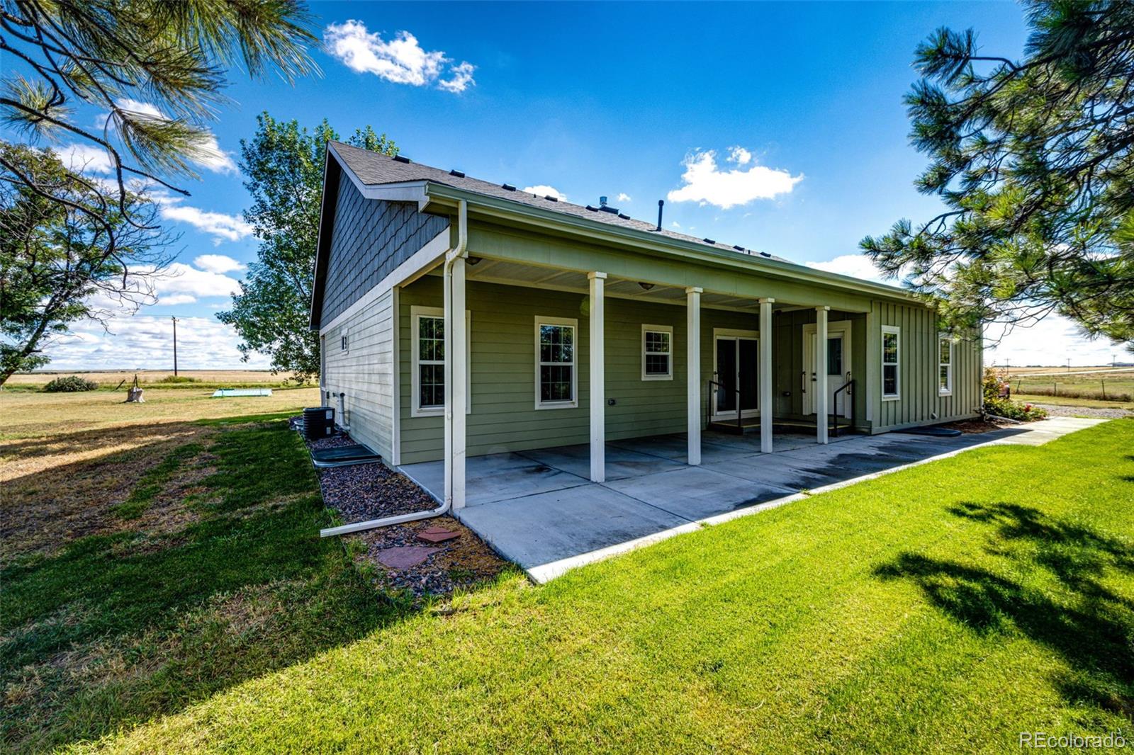 8375 Strasburg Road Strasburg, CO 80136 - Photo 3 of 34