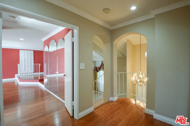 $13,000 | 3119 Hutton Drive, Beverly Hills, CA 90210