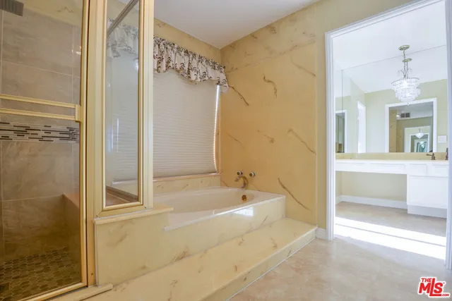 $13,000 | 3119 Hutton Drive, Beverly Hills, CA 90210