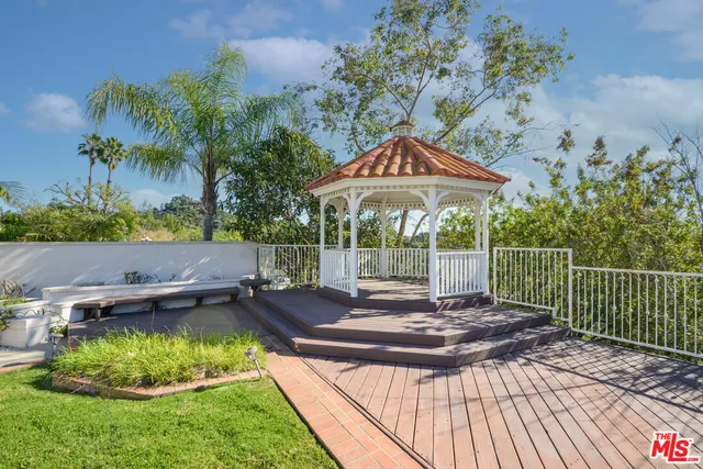 $13,000 | 3119 Hutton Drive, Beverly Hills, CA 90210