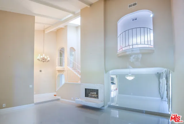 $13,000 | 3119 Hutton Drive, Beverly Hills, CA 90210