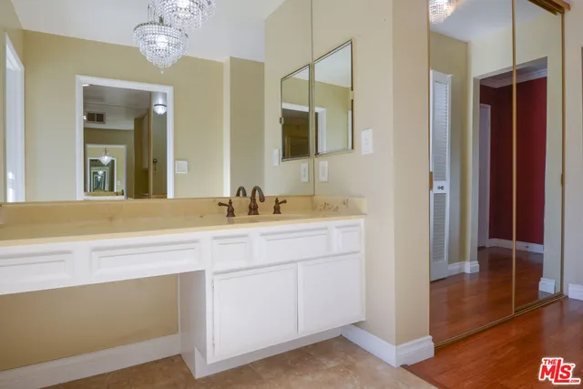 $13,000 | 3119 Hutton Drive, Beverly Hills, CA 90210