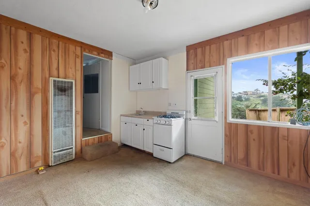 $988,000 | 621 Carmel Avenue, Pacifica, CA 94044