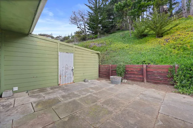 $988,000 | 621 Carmel Avenue, Pacifica, CA 94044