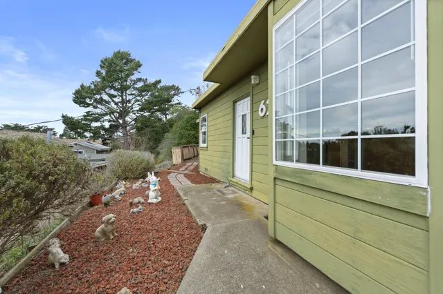 $988,000 | 621 Carmel Avenue, Pacifica, CA 94044