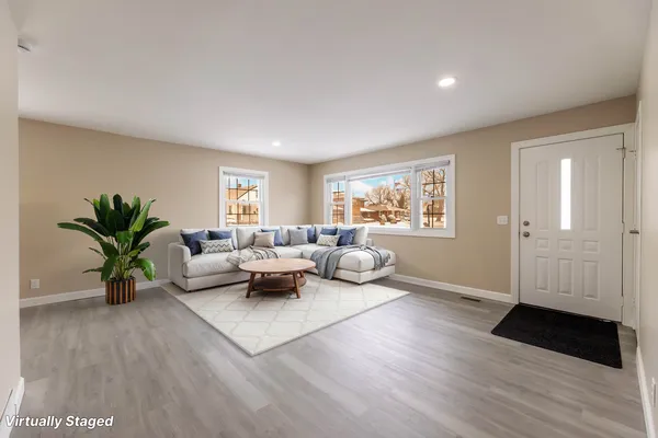 $350,800 | 1616 Wilcox Street, Crest Hill, IL 60403