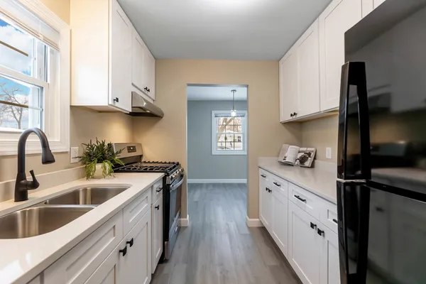 $350,800 | 1616 Wilcox Street, Crest Hill, IL 60403