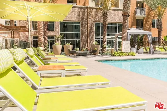 $3,414 | 7290 Edinger Avenue, Unit 1014, Huntington Beach, CA 92647