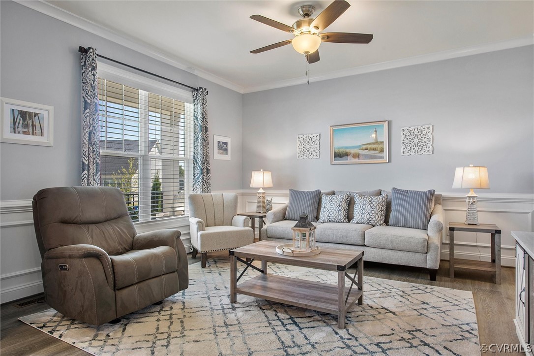 12233 Bremner Ridge Circle Manakin-Sabot, VA 23103 - Photo 22 of 49 a living room with furniture and a large window