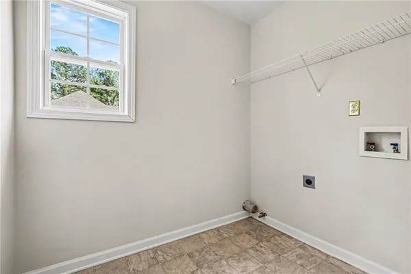 a view of utility room