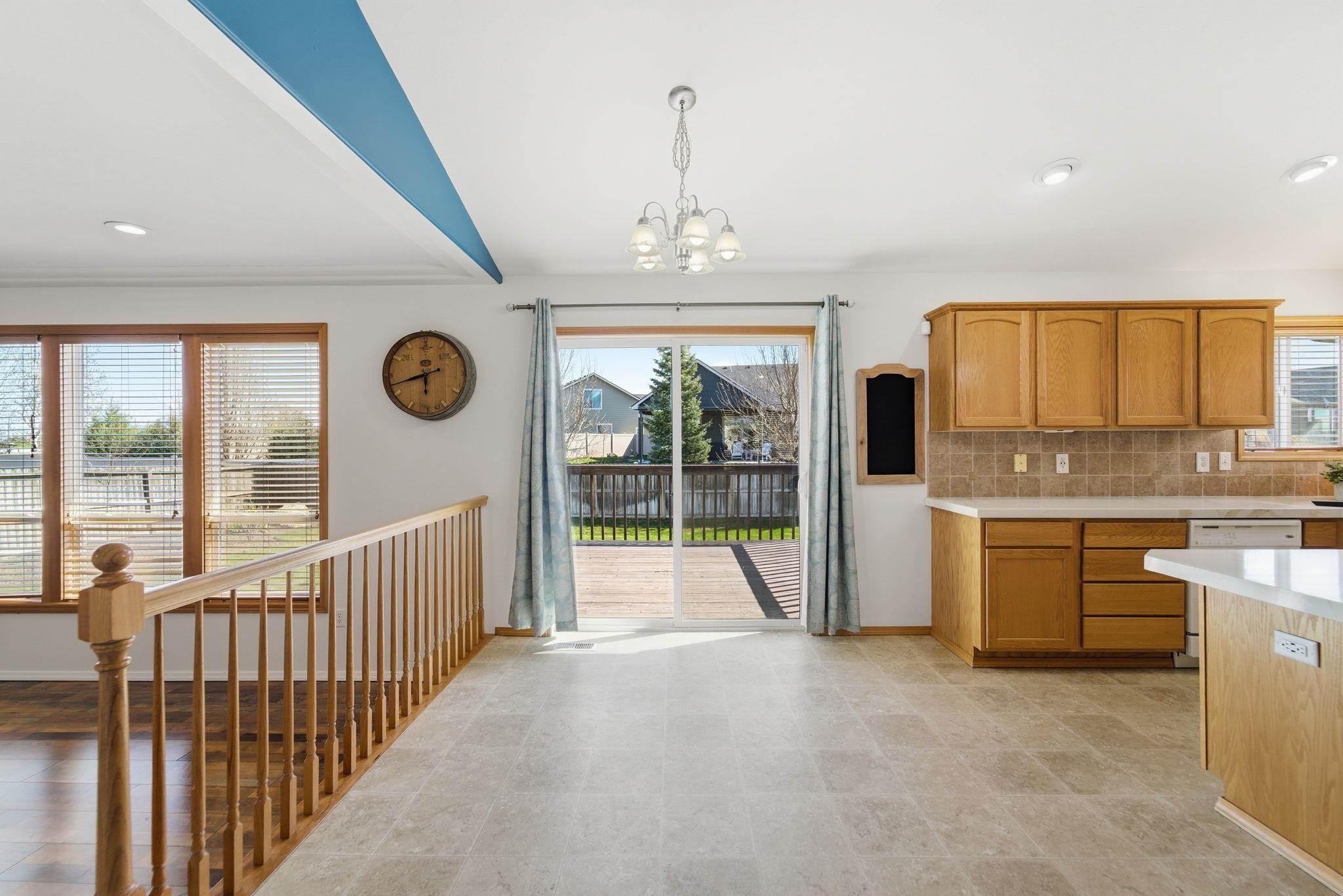 9016 North Ash Street Spokane, WA 99208 - Photo 10 of 50