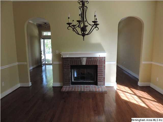 6237 Clubview Circle South Bessemer, AL 35022 - Photo 3 of 11