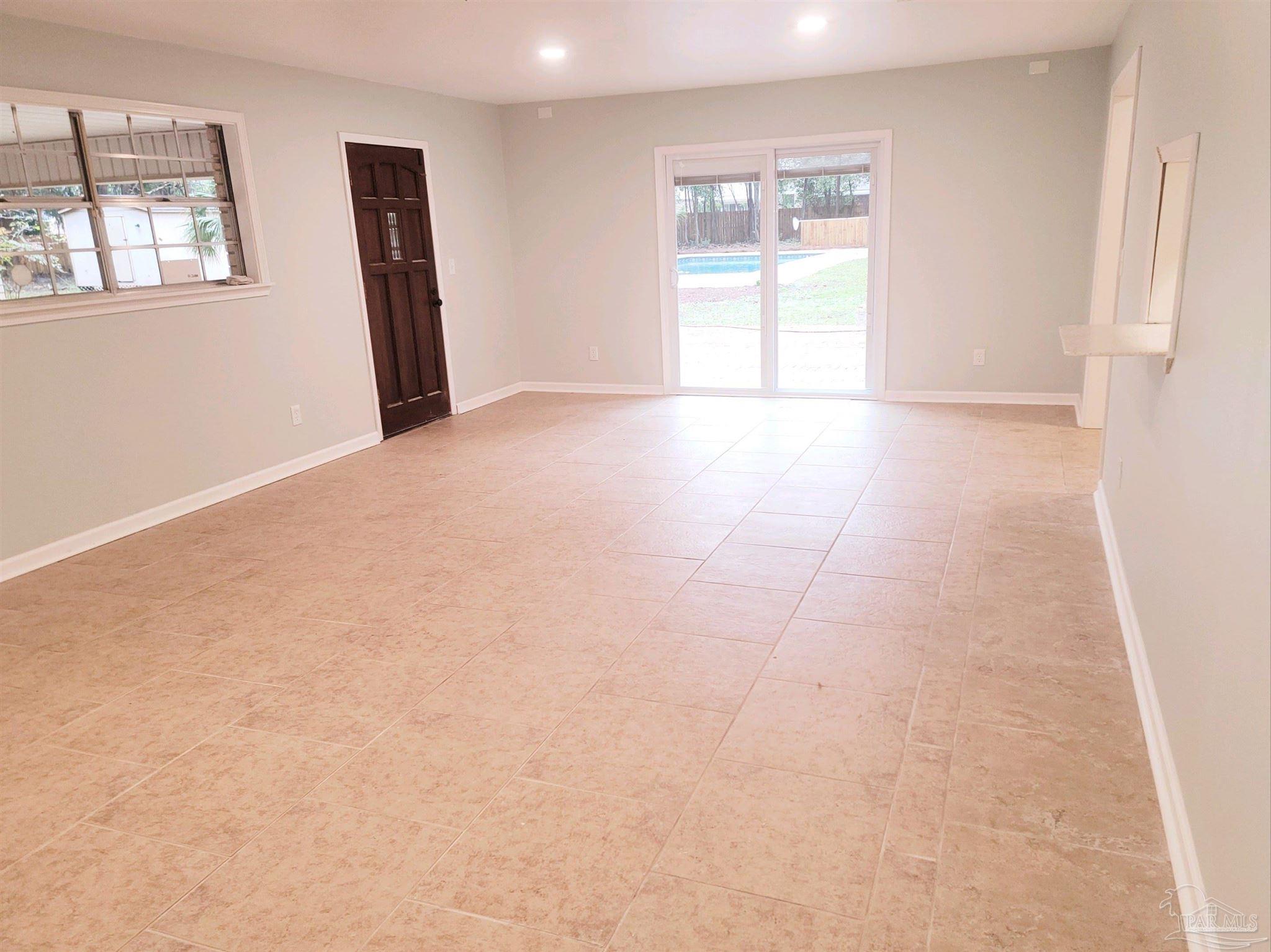 5875 Northrop Road Milton, FL 32570 - Photo 12 of 26 Gallery Image 12