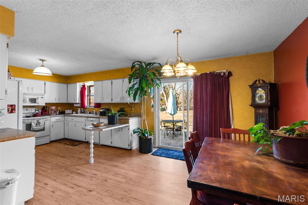 4547 Fererro Lane Imperial, MO 63052 - Photo 14 of 29